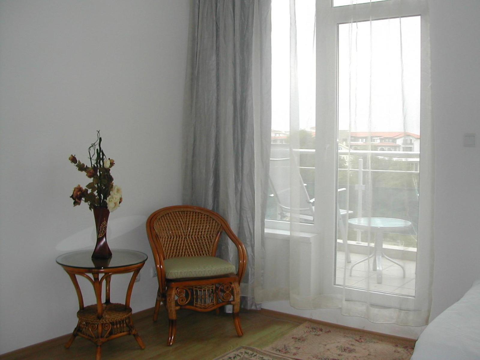 Oasis Suites Apartments And Studios Ravda Rum bild