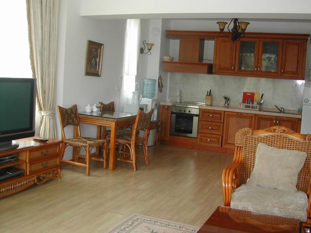 Oasis Suites Apartments And Studios Ravda Rum bild